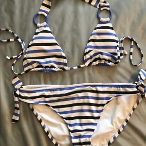 Very cute and unique navy/blue/white bikini!